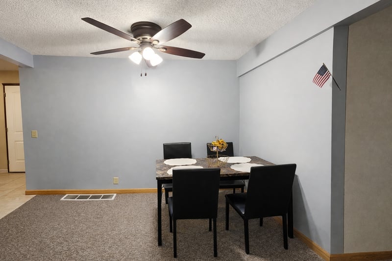 2047 Nokomis Ave, Saint Paul, MN 55119
