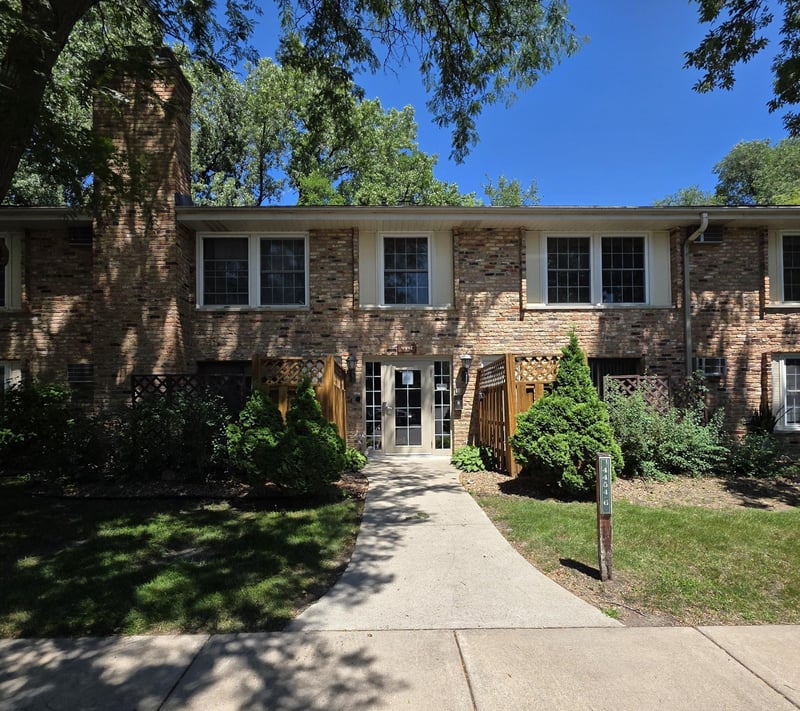 4442 Cedar Lake Rd S #7, Saint Louis Park, MN 55416