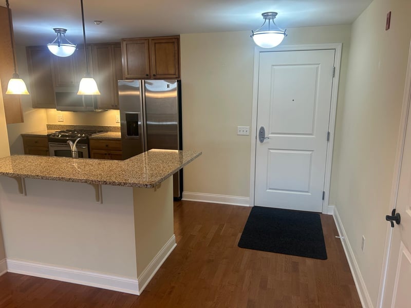 1320 Riverside Ln #200, Mendota Heights, MN 55118