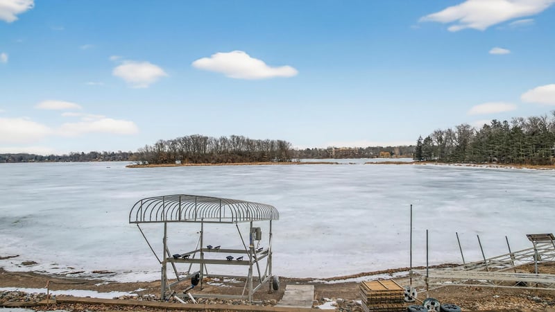30945 Irene Ave, Lindstrom, MN 55045