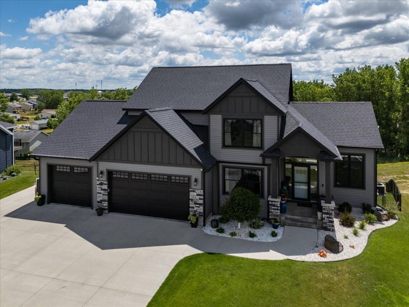 6364 Sunset Hill Pl NW, Rochester, MN 55901
