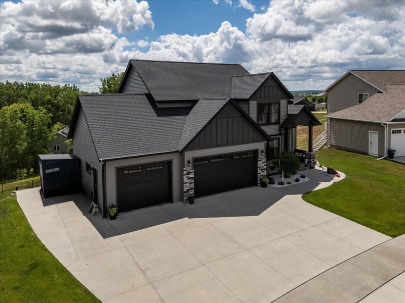 6364 Sunset Hill Pl NW, Rochester, MN 55901
