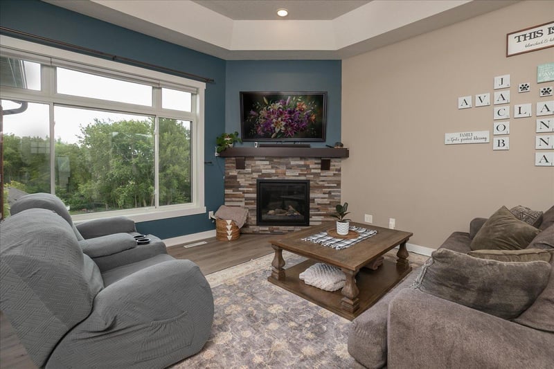 6364 Sunset Hill Pl NW, Rochester, MN 55901