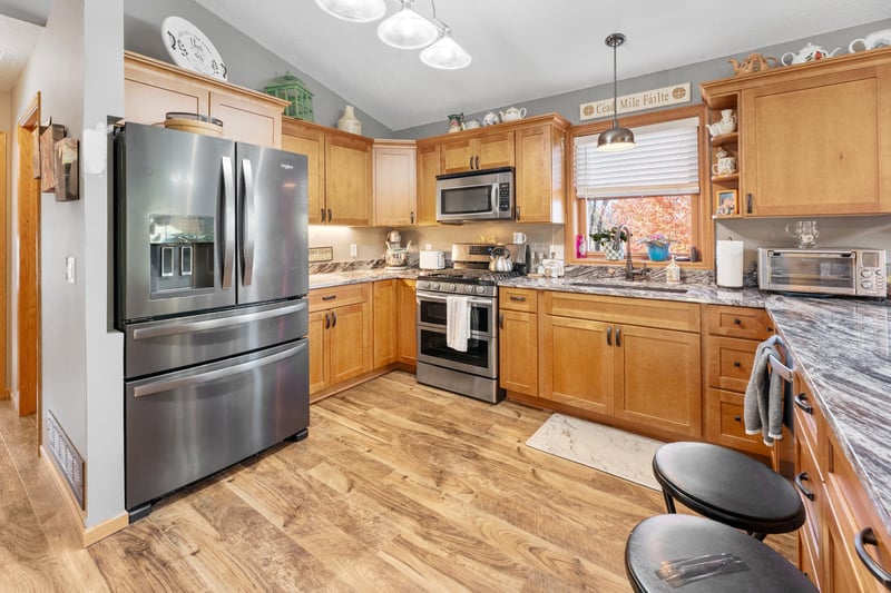 27314 Jody Ave, Chisago City, MN 55013