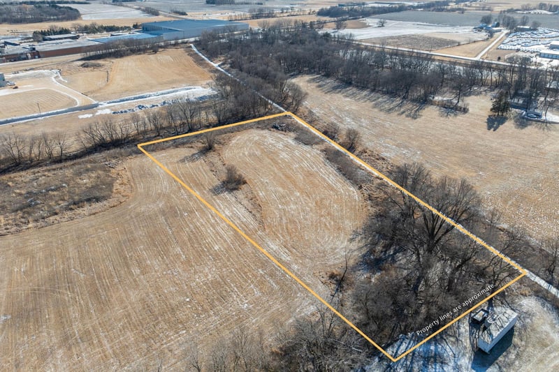 XXX State Highway 13, Montgomery, MN 56069
