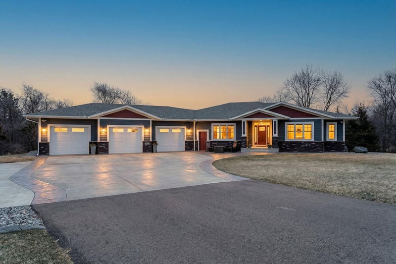 20620 Otero Ave, Hastings, MN 55033