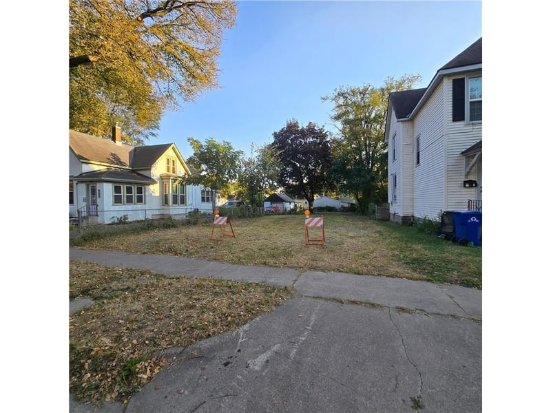920 Fremont Ave, Saint Paul, MN 55106