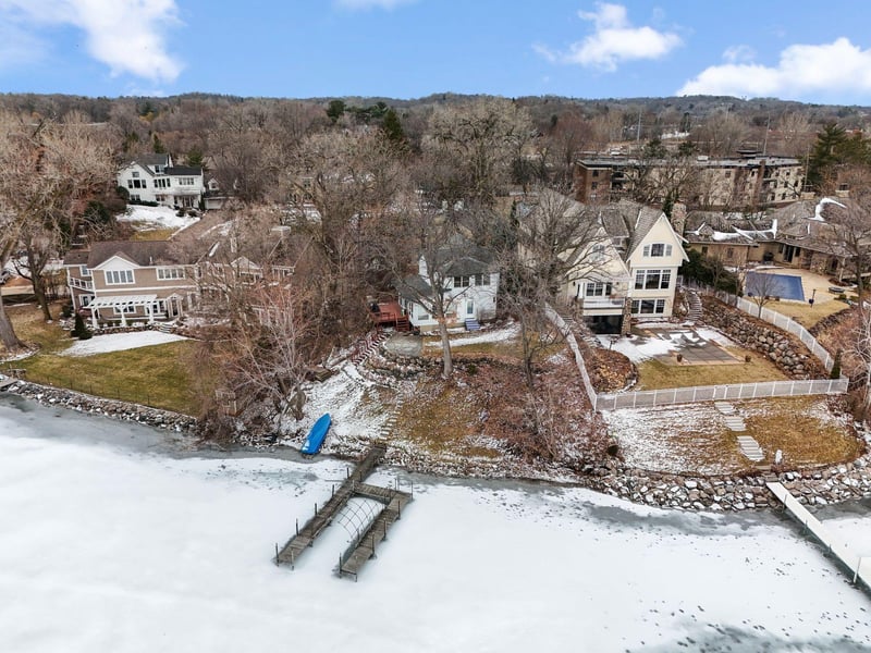 805 Hidden Ln, Excelsior, MN 55331