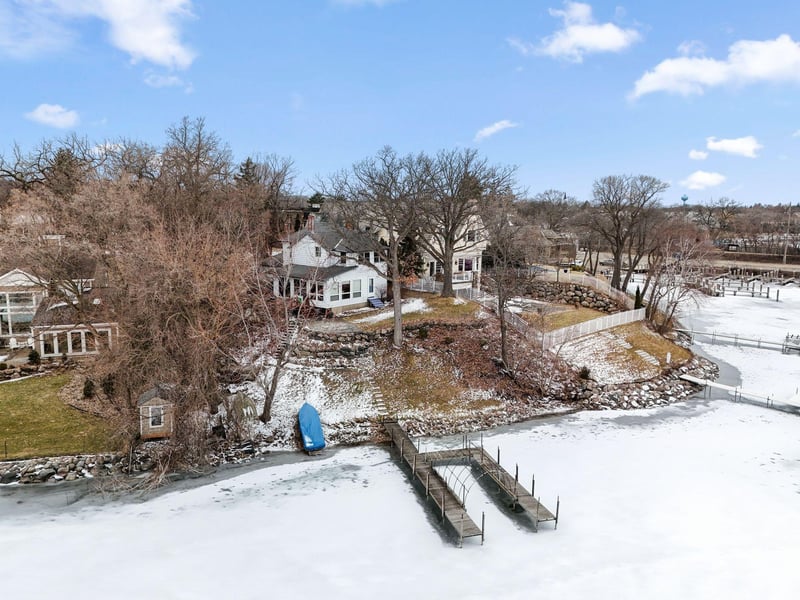 805 Hidden Ln, Excelsior, MN 55331