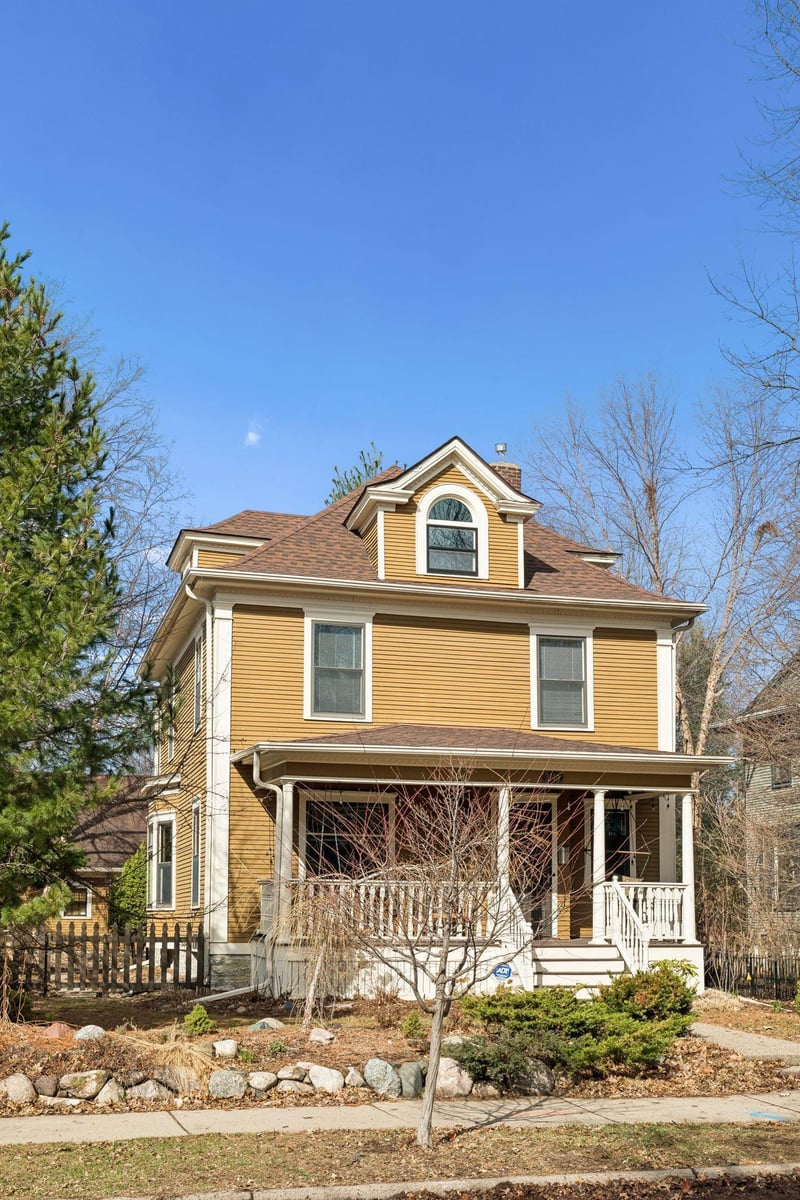 3140 Harriet Ave S, Minneapolis, MN 55408