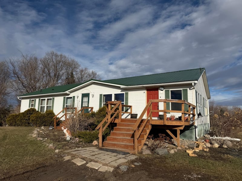 275 40th Ave SE, Benson, MN 56215