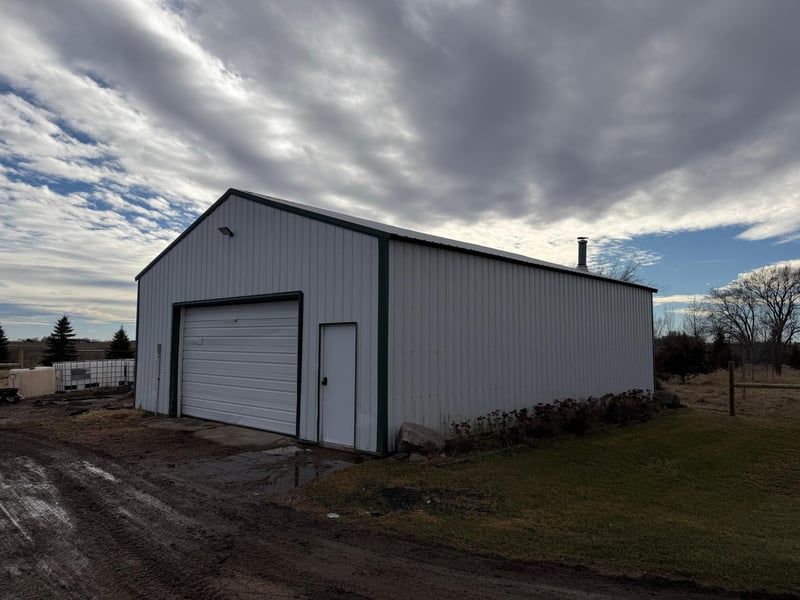 275 40th Ave SE, Benson, MN 56215