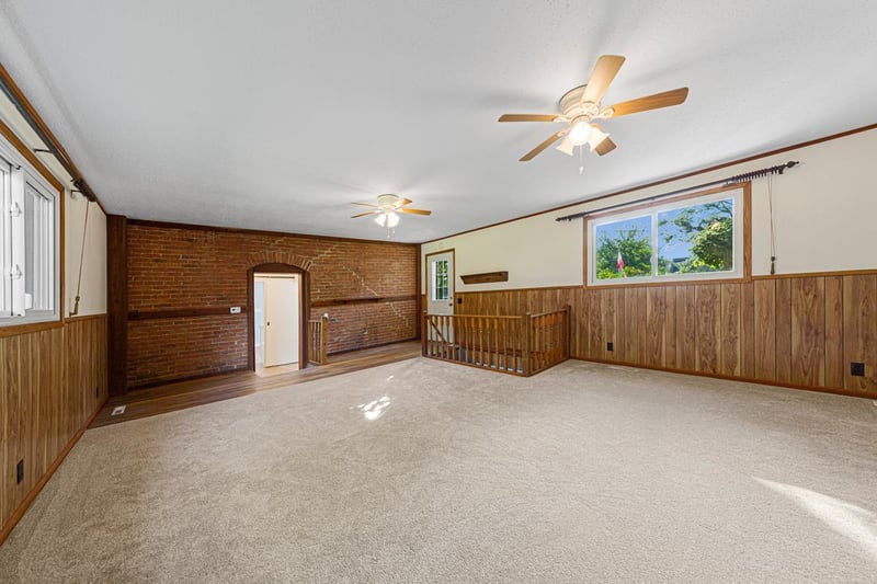219 Davis St, Le Sueur, MN 56058