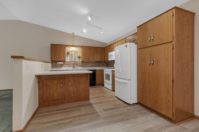1355 Rum River Ct #6, Milaca, MN 56353