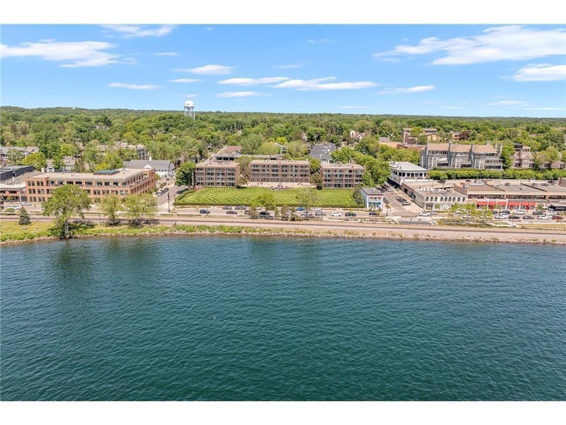 540 Indian Mound St #3A, Wayzata, MN 55391