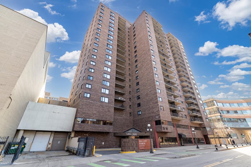 26 10th St W #610, Saint Paul, MN 55102