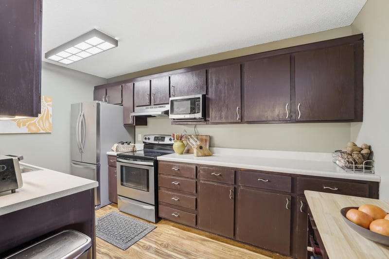 26 10th St W #610, Saint Paul, MN 55102