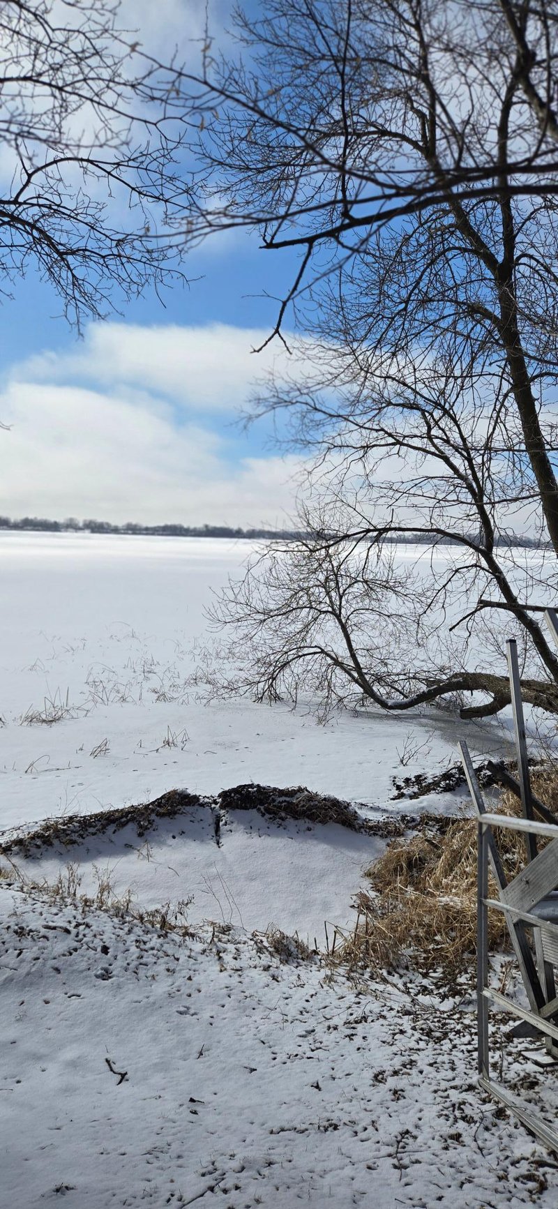 17536 Aaron Hts NW, Evansville, MN 56326