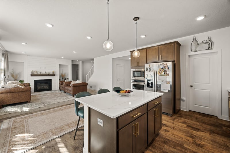 1901 Aztec Ave, Shakopee, MN 55379