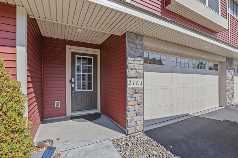 2163 Bay Dr, Lino Lakes, MN 55038
