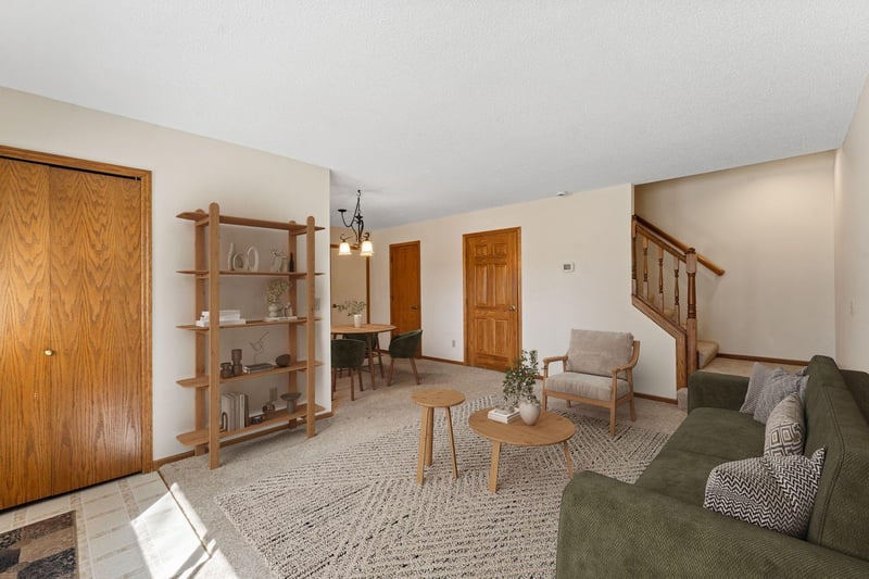 8543 S Pond Trl, Champlin, MN 55316