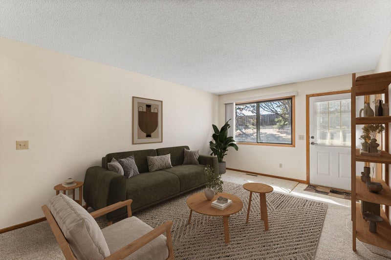 8543 S Pond Trl, Champlin, MN 55316