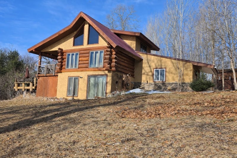 3895 Division St W, Backus, MN 56435