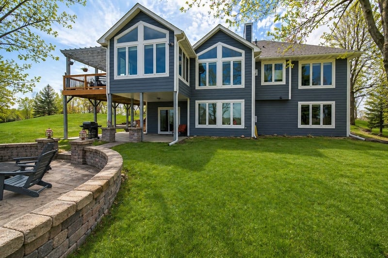 406 Singing Hills Dr SE, Lonsdale, MN 55046