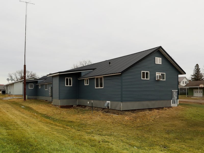 605 Carlson Pl, Henning, MN 56551