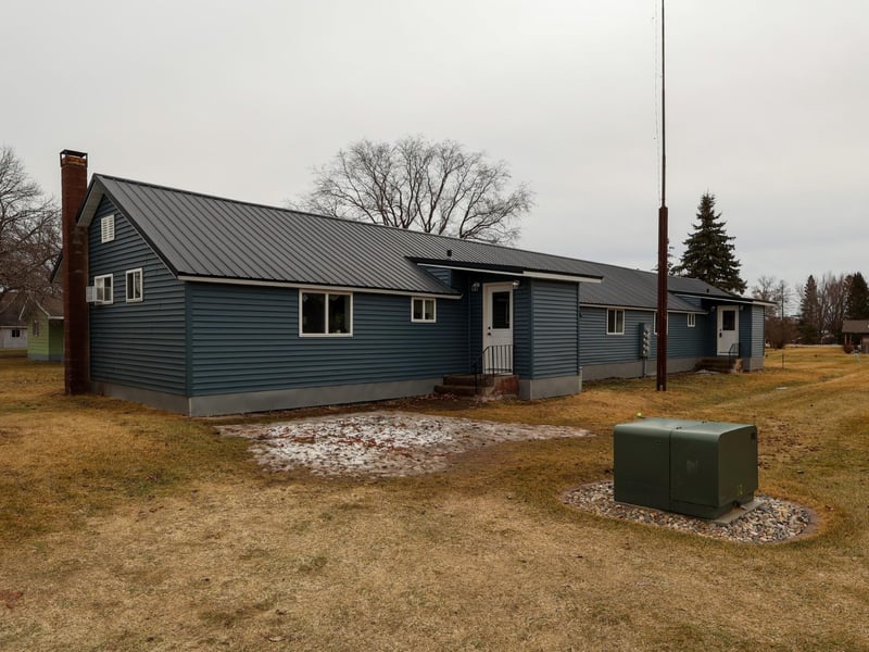 605 Carlson Pl, Henning, MN 56551