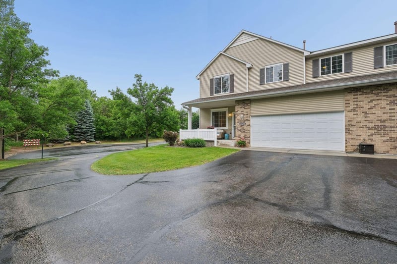 4583 Blaine Ave #1504, Inver Grove Heights, MN 55076