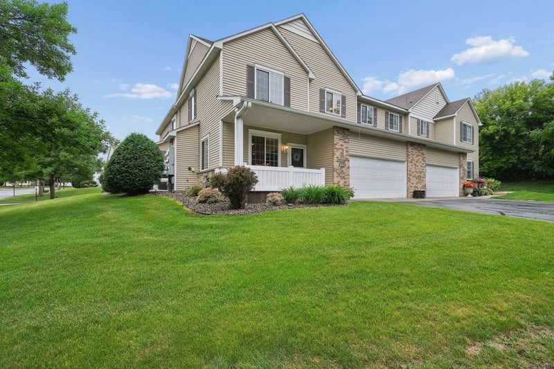 4583 Blaine Ave #1504, Inver Grove Heights, MN 55076