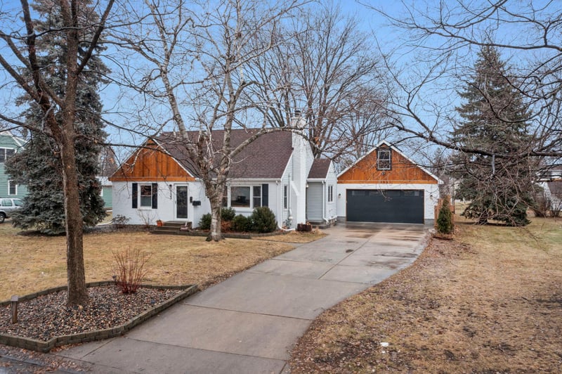 133 19th Ave S, Hopkins, MN 55343