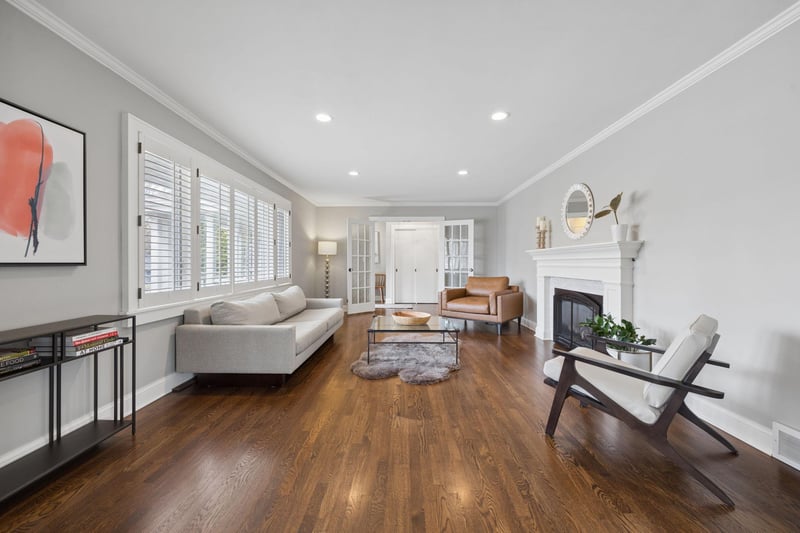 5636 Interlachen Cir, Edina, MN 55436