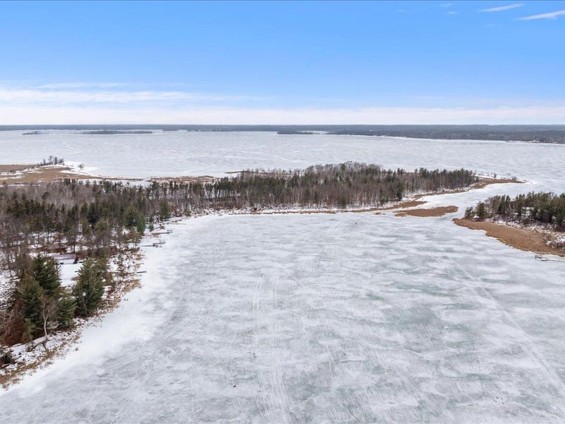 31693 Stewarts Bay Dr, Breezy Point, MN 56472