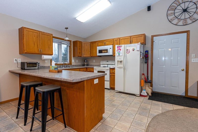 107 Birch Ave, Miltona, MN 56354