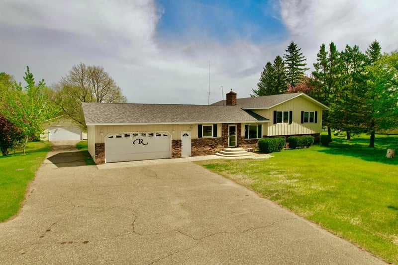 31044 Acorn Lake Rd, Frazee, MN 56544