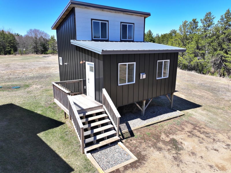 393 W Ave, Nevis, MN 56467
