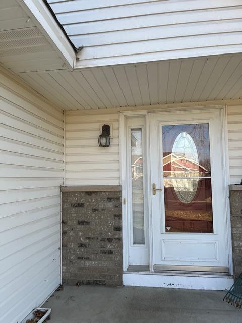 806 103rd Ave NE, Blaine, MN 55434