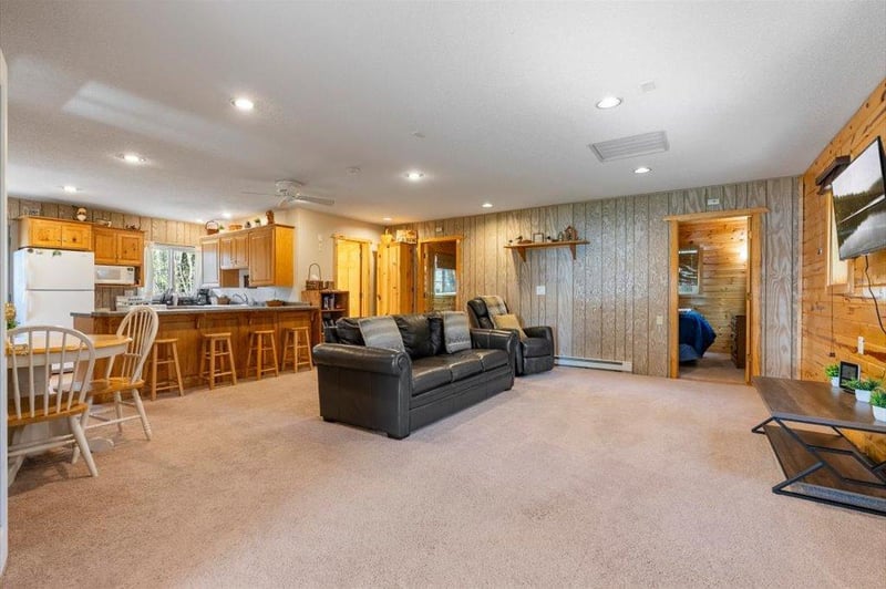 1906 24th Ave SW, Backus, MN 56435