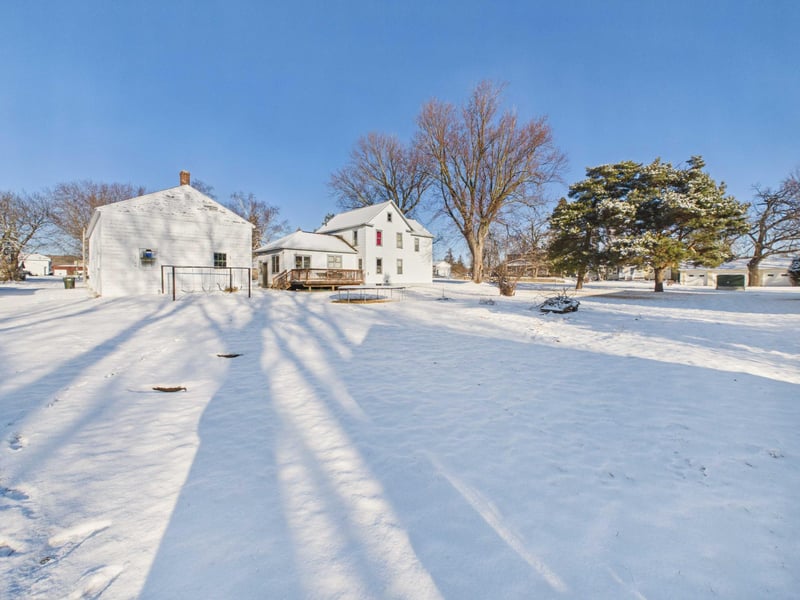 6 6th Ave SE, Melrose, MN 56352