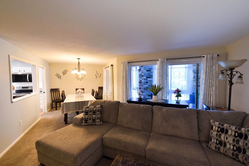 1850 Eagle Ridge Dr #E205, Mendota Heights, MN 55118