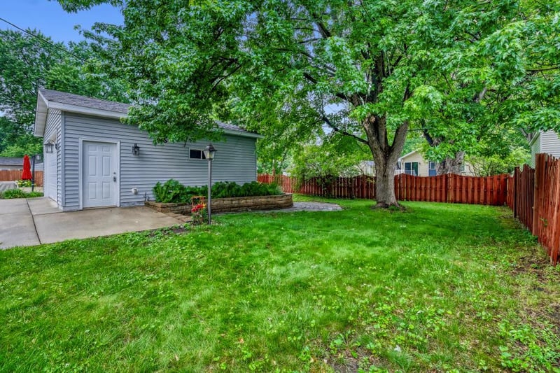 3340 Utah Ave S, Saint Louis Park, MN 55426