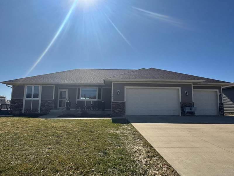 1755 Wood Duck Ln NE, Owatonna, MN 55060