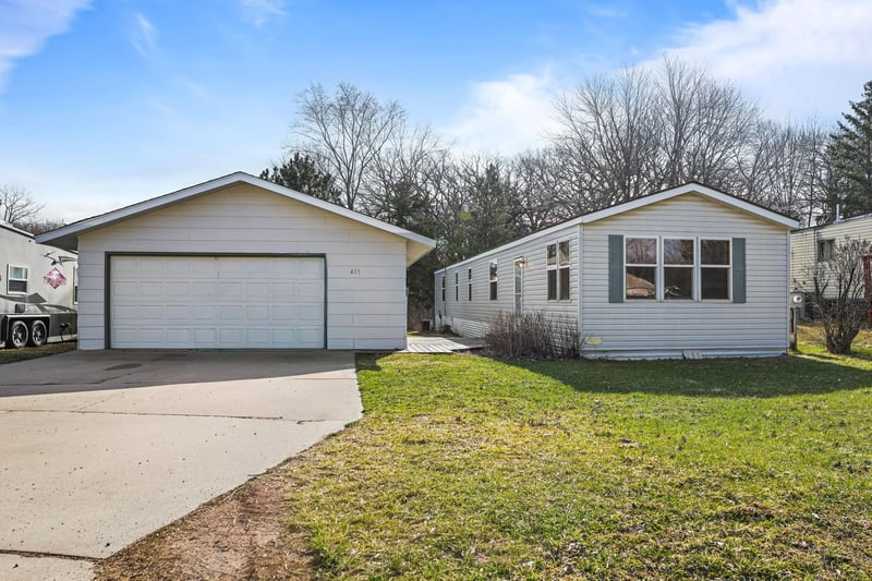 405 Edgar Pl, Faribault, MN 55021