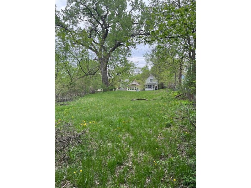 137 Sims Ave, Saint Paul, MN 55117