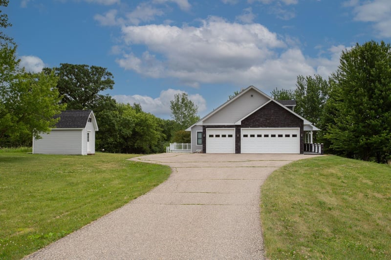 17531 County 41 Blvd, Red Wing, MN 55066
