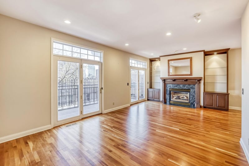 228 Ridgewood Ave, Minneapolis, MN 55403