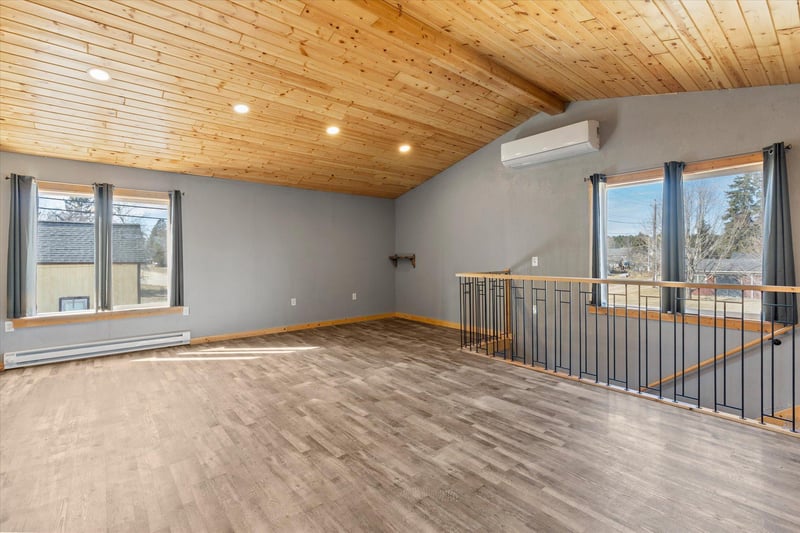 23 2nd St SW, Akeley, MN 56433