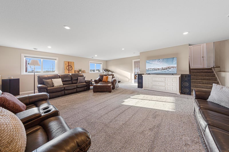 276 Tower Ave, Dundas, MN 55019